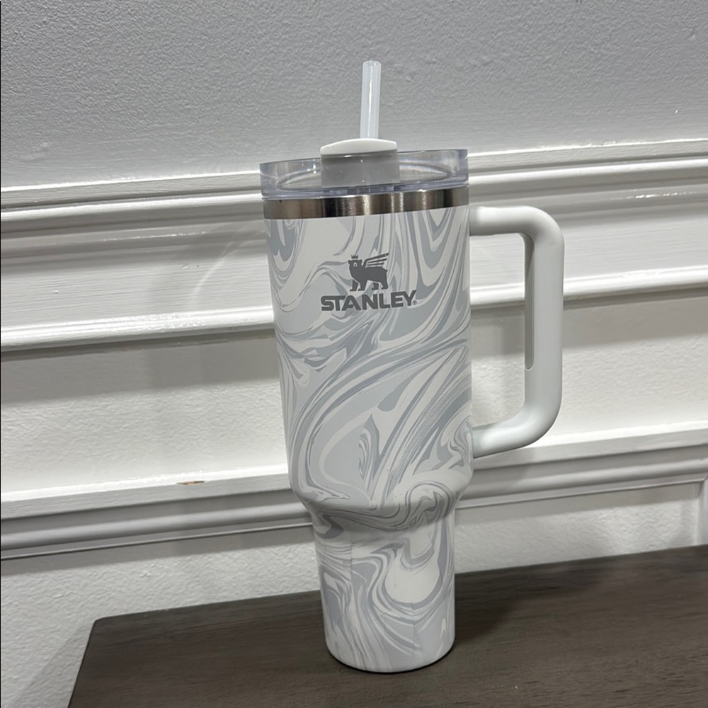 Stanley White Marble 40 oz Tumbler with Handle
